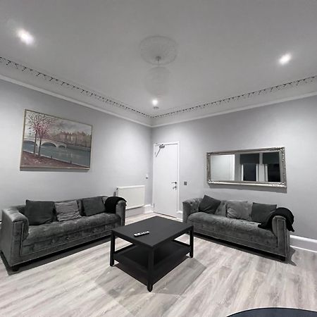 Lovely 4 Bedroom 2Nd Floor Walk Up Apartment Edinburgh Exteriér fotografie
